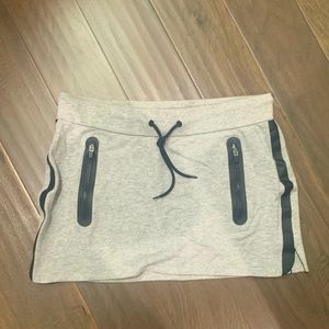 Fabletics sweatshirt skirt